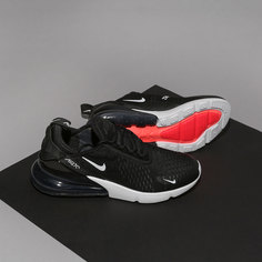 Кроссовки Nike