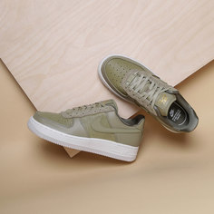 Кроссовки Nike