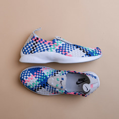 Кроссовки Nike