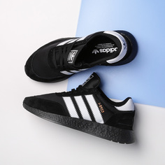 Кроссовки adidas Originals