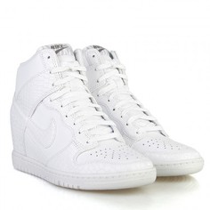 Кроссовки Nike
