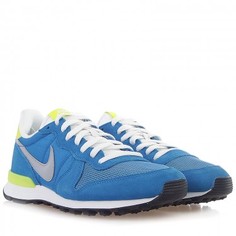 Кроссовки Nike