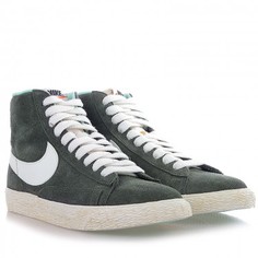 Кроссовки Nike
