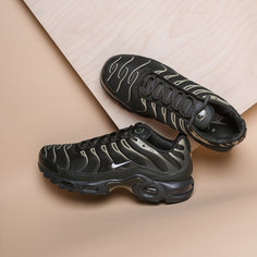 Кроссовки Nike