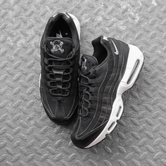 Кроссовки Nike