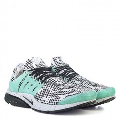 Кроссовки Nike