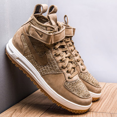 Кроссовки Nike