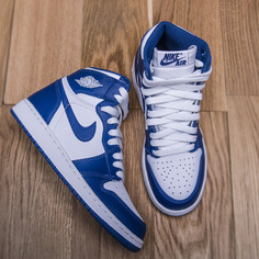 Кроссовки Jordan