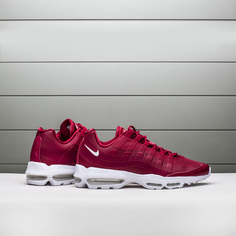 Кроссовки Nike