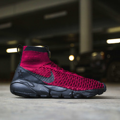 Кроссовки Nike