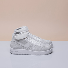 Кроссовки Nike