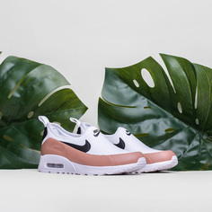 Кроссовки Nike