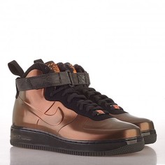 Кроссовки Nike