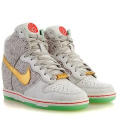 Кроссовки Nike