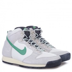 Кроссовки Nike