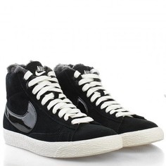 Кроссовки Nike