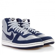 Кроссовки Nike