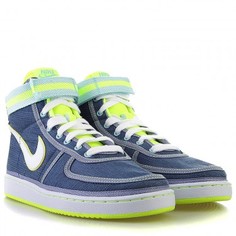 Кроссовки Nike