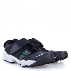 Сланцы Nike
