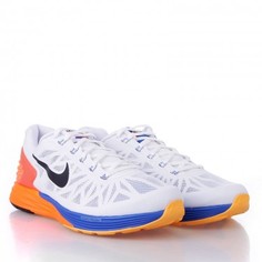 Кроссовки Nike