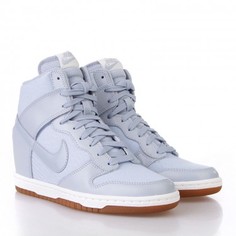 Кроссовки Nike