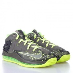 Баскетбольные кроссовки Nike