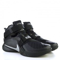Баскетбольные кроссовки Nike