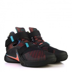 Баскетбольные кроссовки Nike