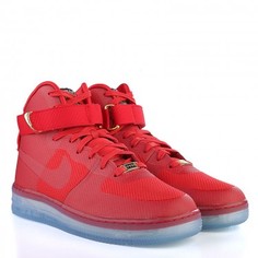 Кроссовки Nike