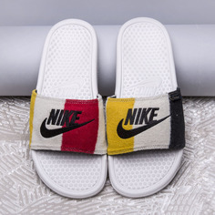 Кроссовки Nike