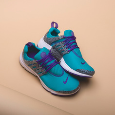 Кроссовки Nike