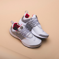 Кроссовки Nike