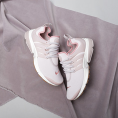 Кроссовки Nike
