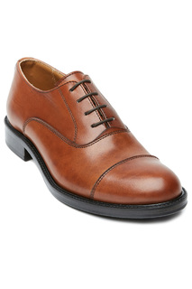shoes British passport