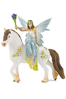 Фигурка "Эйла на лошади" Schleich