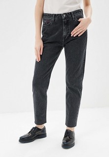 Джинсы Tommy Jeans
