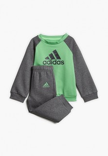 Костюм спортивный adidas