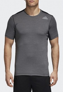 Футболка спортивная adidas