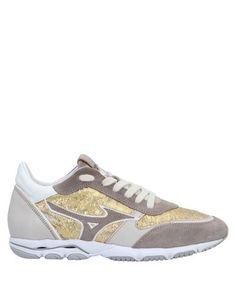 Низкие кеды и кроссовки Mizuno