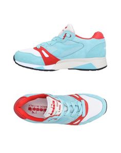 Низкие кеды и кроссовки Diadora