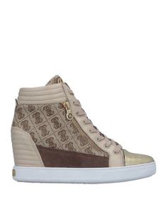 Высокие кеды и кроссовки Guess