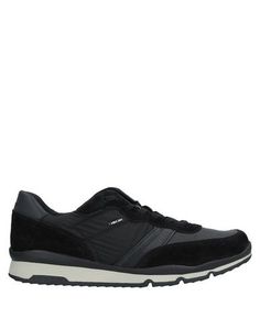 Низкие кеды и кроссовки Geox