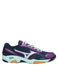 Низкие кеды и кроссовки Mizuno