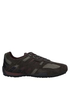 Низкие кеды и кроссовки Geox