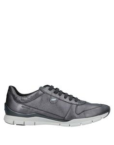Низкие кеды и кроссовки Geox