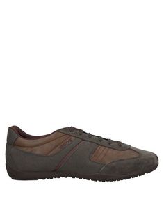 Низкие кеды и кроссовки Geox