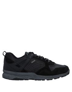 Низкие кеды и кроссовки Geox