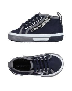 Низкие кеды и кроссовки Superga