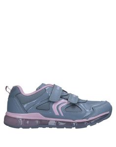 Низкие кеды и кроссовки Geox