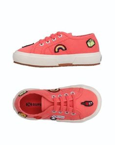 Низкие кеды и кроссовки Superga